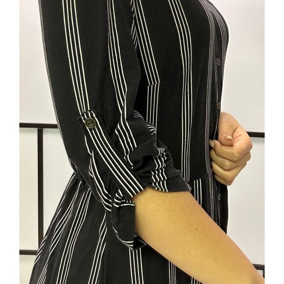 Black and white striped button up Dress Midi size XL - Picture 3 of 3